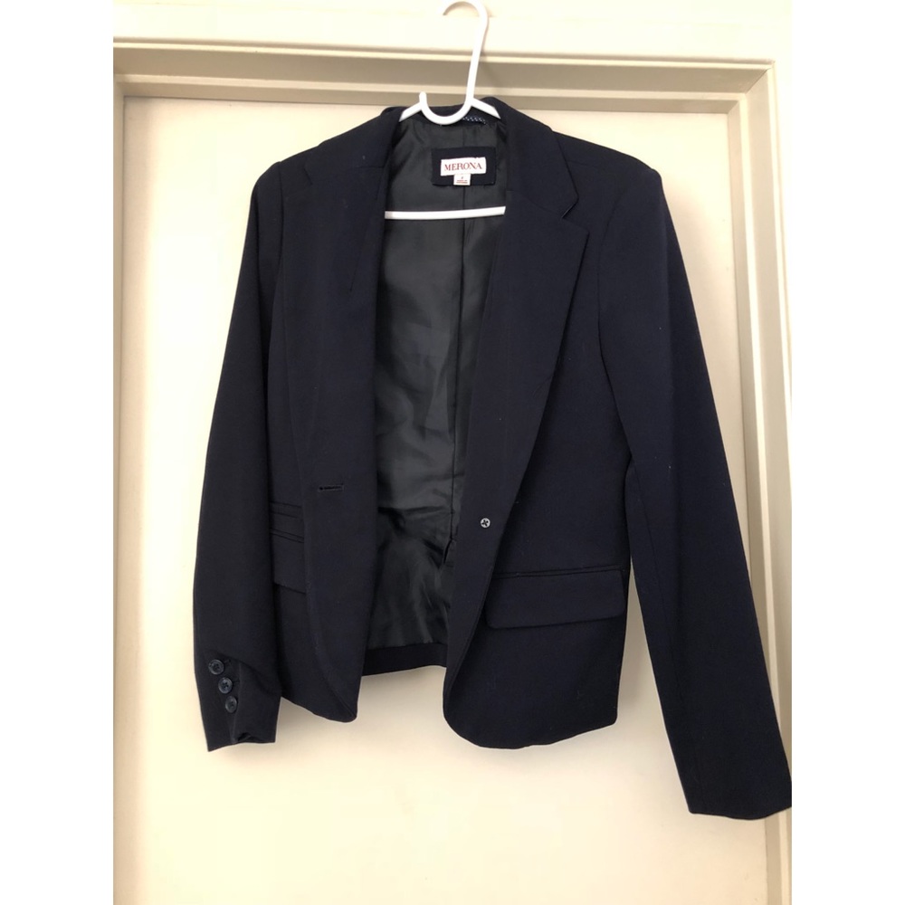 Size 2 navy blue blazer